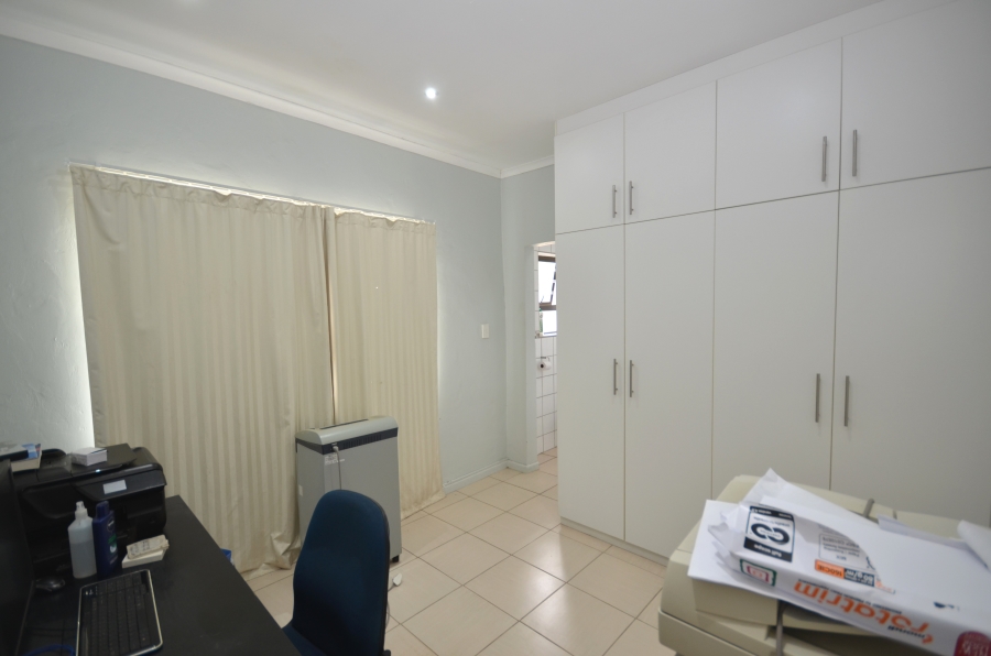 5 Bedroom Property for Sale in Bonnie Doone Eastern Cape